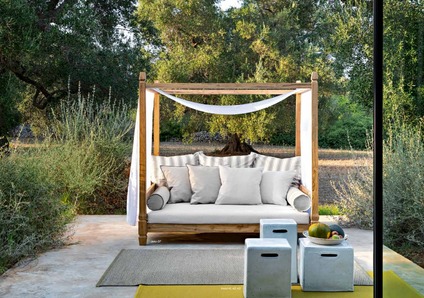 Gervasoni Jeko 07 Canopy sofa