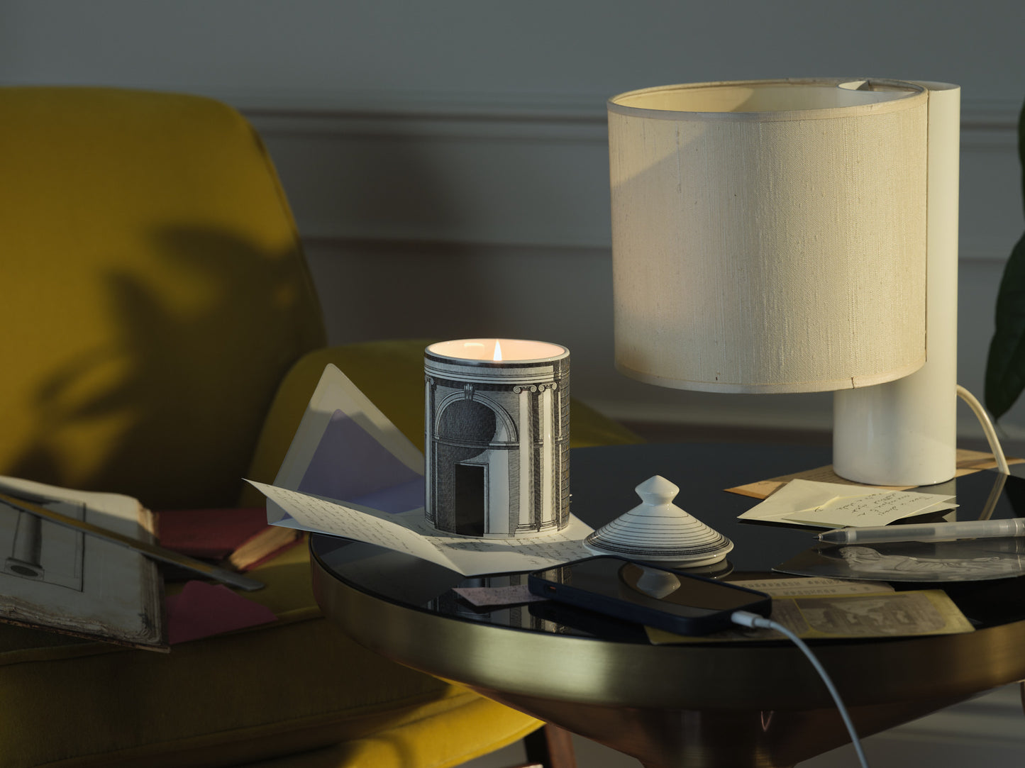 Fornasetti SE POI Scented candle - Décor Architettura - Fragrance Immaginazione - Milk Concept Boutique