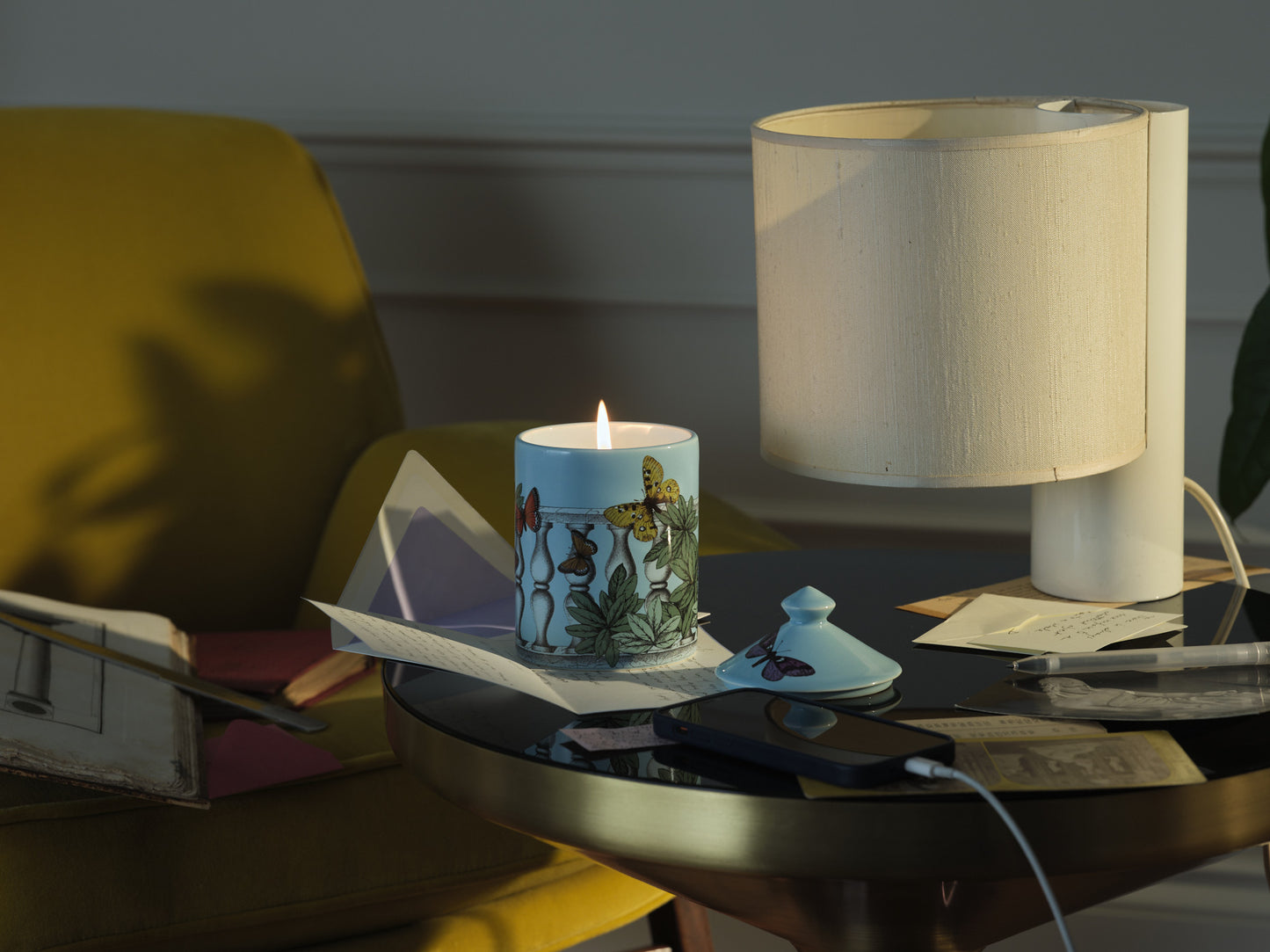 Fornasetti SE POI Scented candle - Décor Farfalle e balaustra - Fragrance Giardino Segreto - Milk Concept Boutique