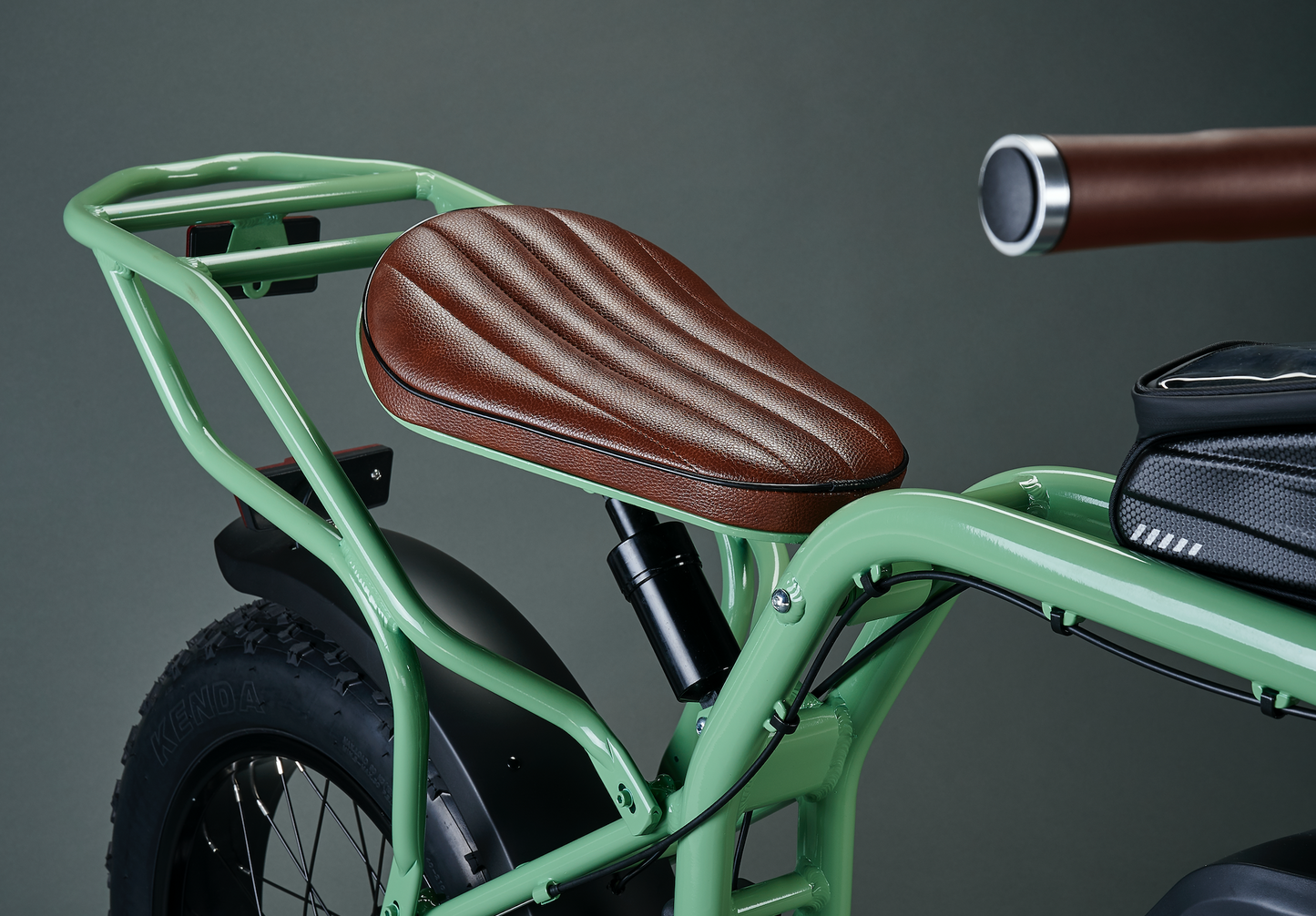 ROCKET eBike 750X Sport - Milk Concept Boutique