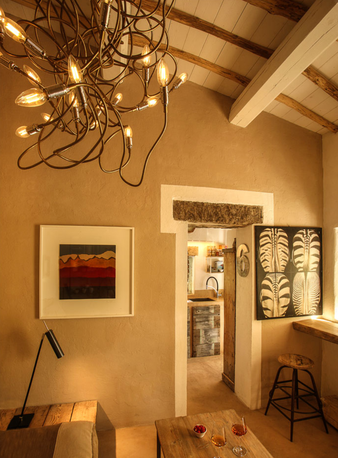 Catellani&Smith, Turciu' 16