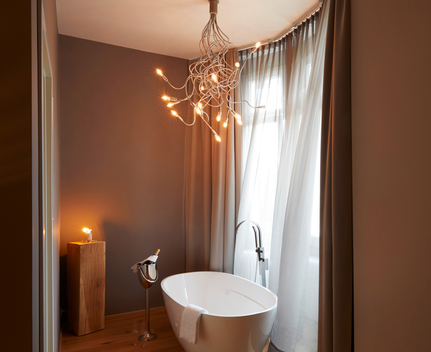 Catellani&Smith, Turciu' 16