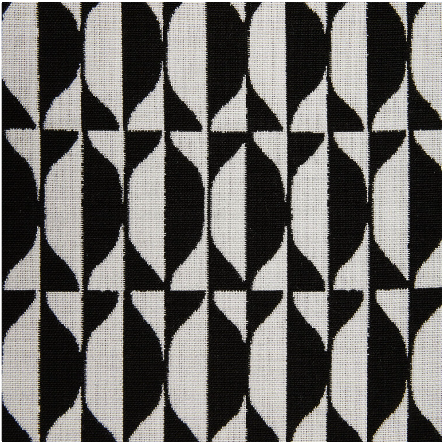 Outdoor Cushion Losanghe for chair Capitellum in Black/White - Milk Concept Boutique