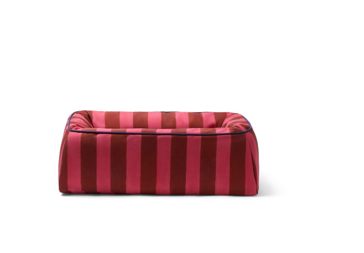 Lisa Corti Dog Bed small stripes Old Pink - Milk Concept Boutique