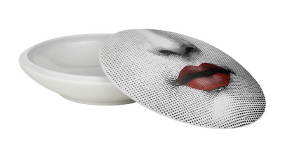 Fornasetti Round box Tema e Variazioni n°397 red/black/white