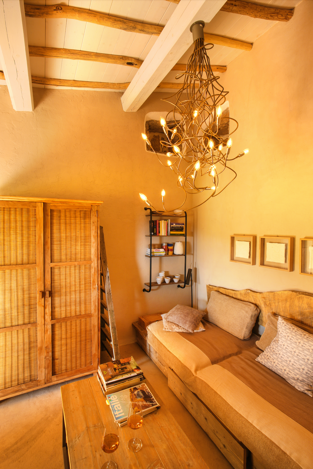 Catellani&Smith, Turciu' 16