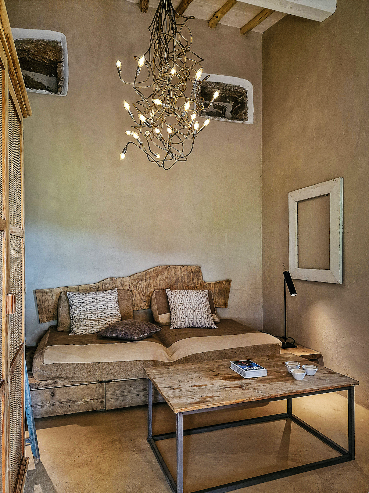 Catellani&Smith, Turciu' 16