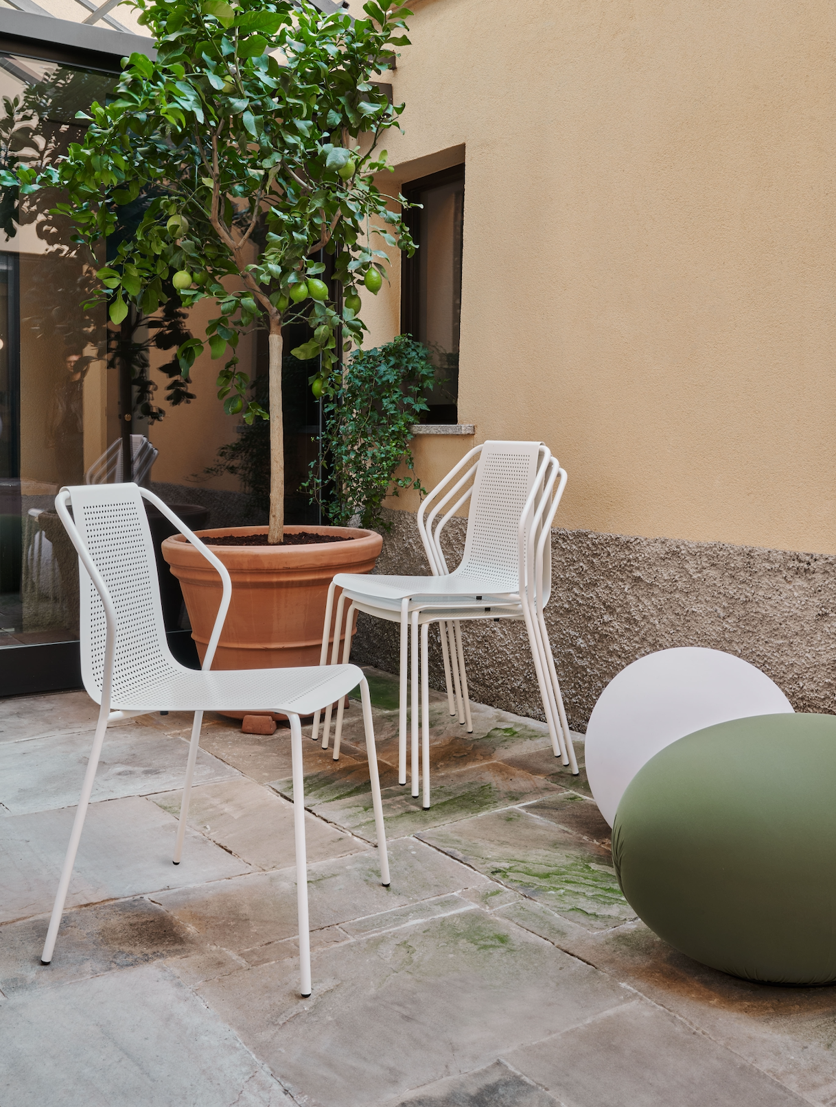 Donna, Chair Baleri Italia by Marialaura Irvine