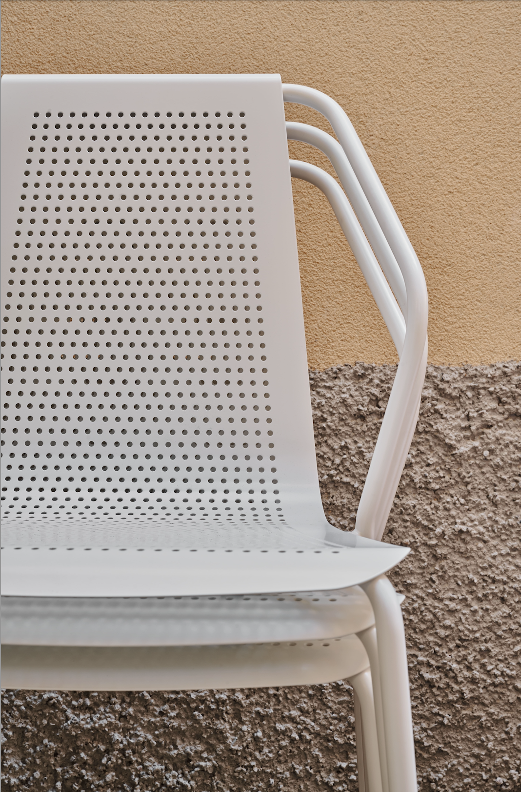 Donna, Chair Baleri Italia by Marialaura Irvine