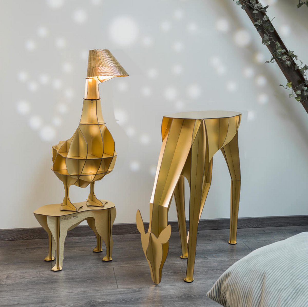 Diane gold consolle by Ibride