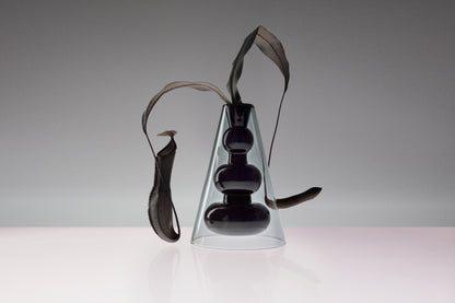 BUMP VASE SHORT BLACK Tom Dixon. - Milk Concept Boutique