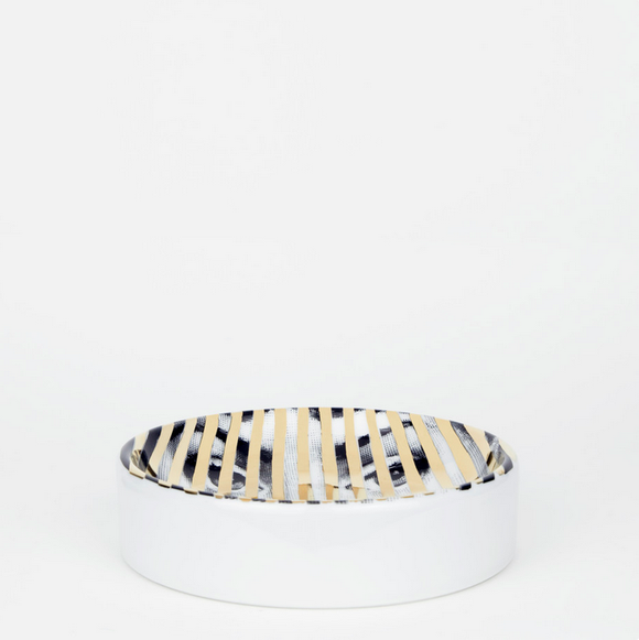 Fornasetti Round ashtray Tema e Variazioni n°34 black/white/gold - Milk Concept Boutique