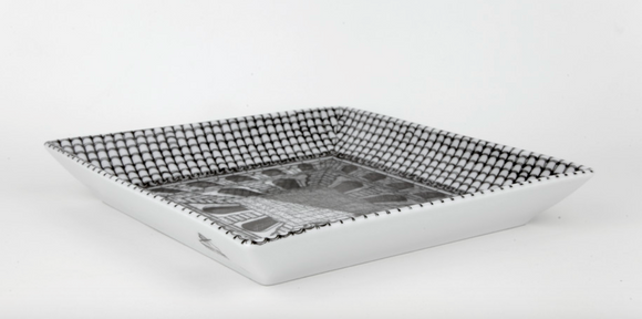 Fornasetti square plate 20x20cm, Architettura black/white - Milk Concept Boutique